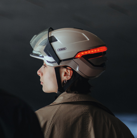 HYP-E BL.ACE - Sichtbarkeit durch Blinker und Bremslicht